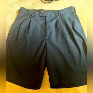 Joseph A Banks pleated shorts